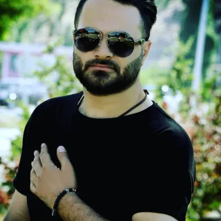 عطا رادفر