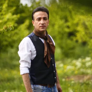 عدنان پاوه‌ای